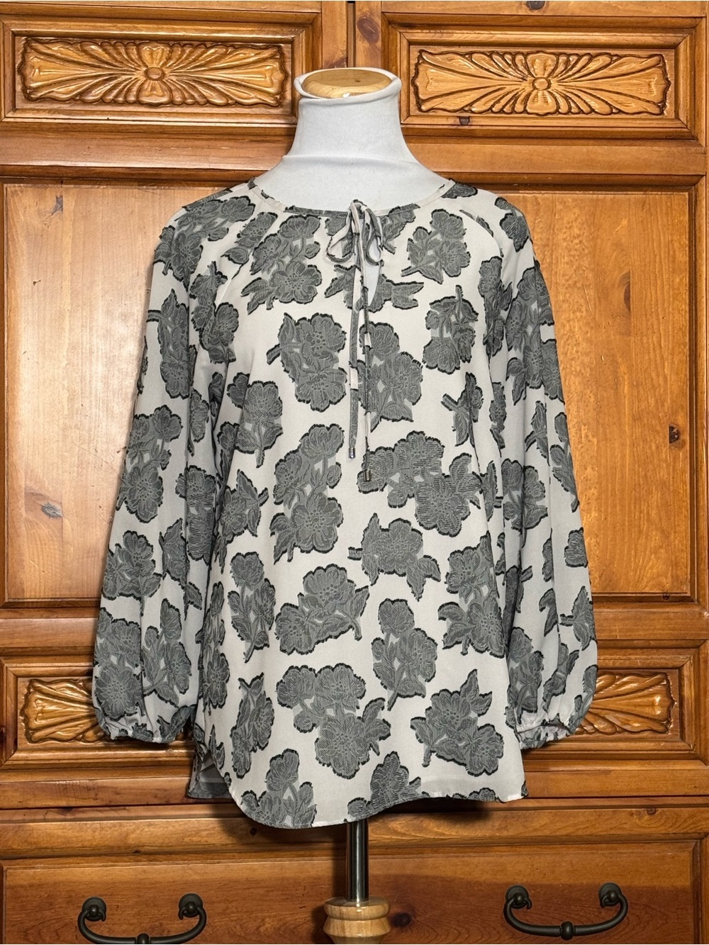 Ann Taylor White Blouse with Gray/Black Floral Print and Tie Neck